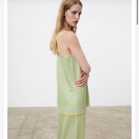 Diamond Jacquard Knit top - Picture 7 of 8